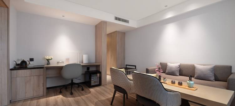 兰州西关正宁路亚朵酒店图片