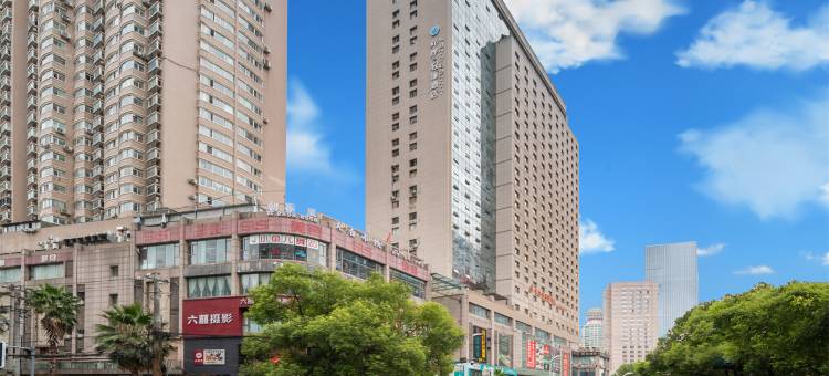 希岸·轻雅酒店(贵阳喷水池地铁站太平路网红街店)图片