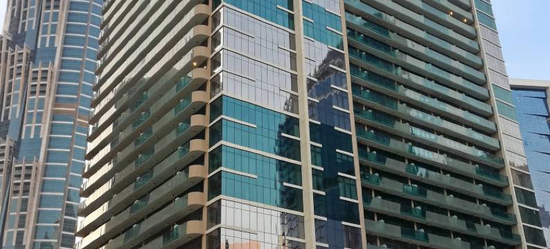 bnbme | 迪拜高端生活方式，享天际美景(bnbme | Elevated Lifestyle in Dubai w/ Skyline Vws)图片