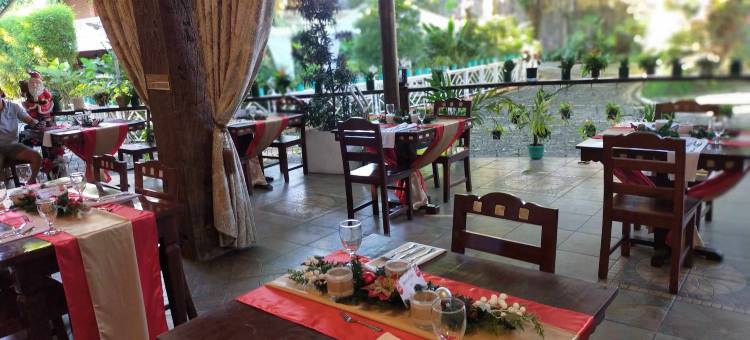 卢尔杰塔普雷斯花园套房酒店(Luljetta's Garden Suites)图片