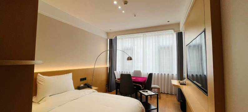 钟祥海域酒店(名仕西路店)图片