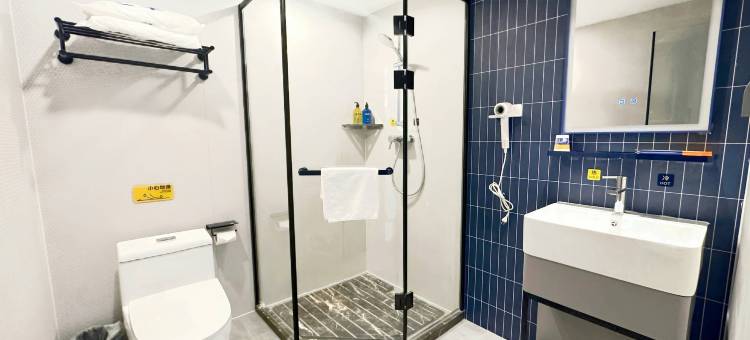 7天酒店(武汉江汉路步行街亚洲心脏病医院店)图片