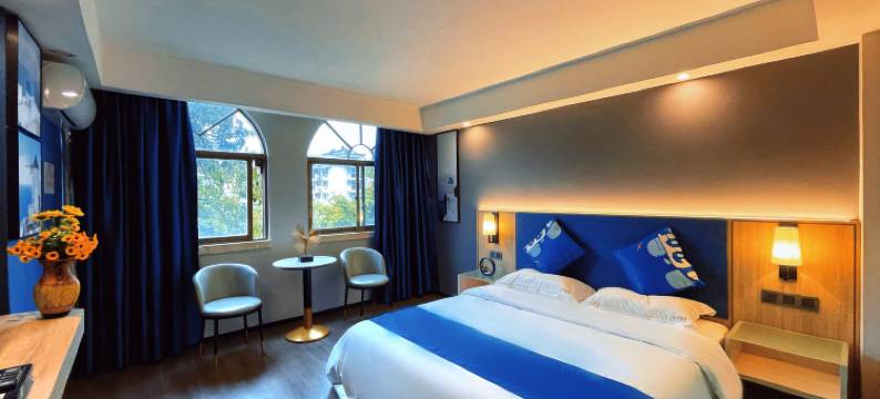 9龙连锁酒店(钦州站钦州湾广场店)图片