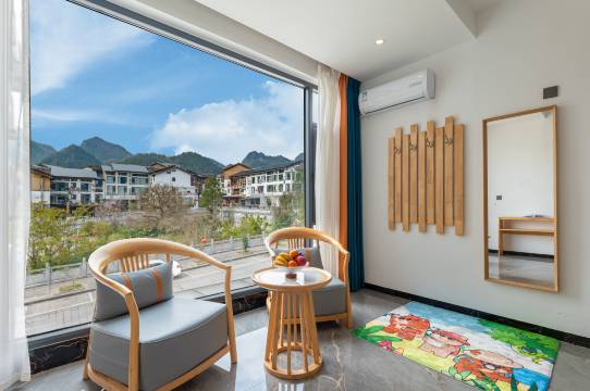 半渡山·若雨巷美宿(荔波小七孔景区东门售票处店)图片