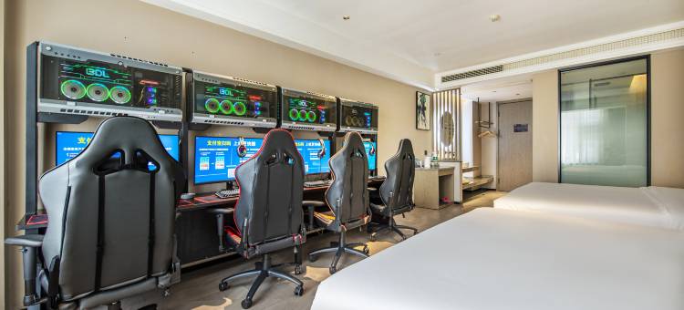 斯豆电竞酒店(共青城大泽泰时代广场店)图片