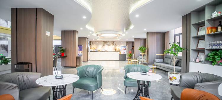 清风小筑酒店(七彩丹霞景区店)图片