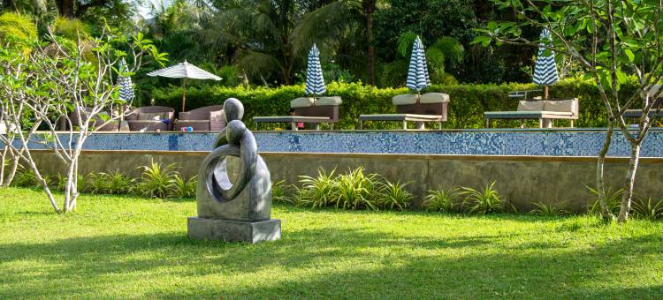 长滩查乐特酒店(Long Beach Chalet)图片