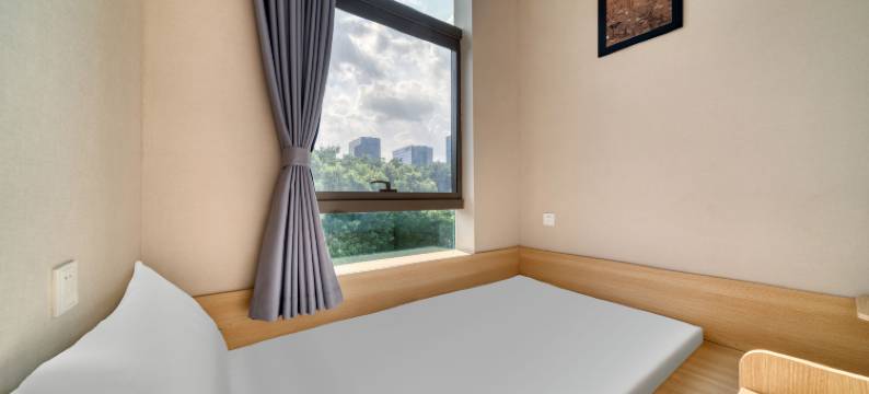 木方程榻榻米酒店(杭州欧美金融城创景路地铁站店)图片