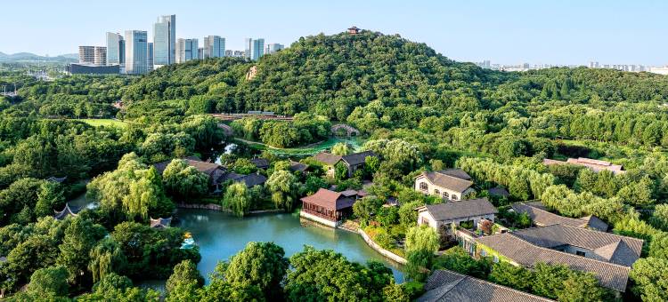 云和夜泊酒店(绍兴镜湖湿地奥体中心店)图片