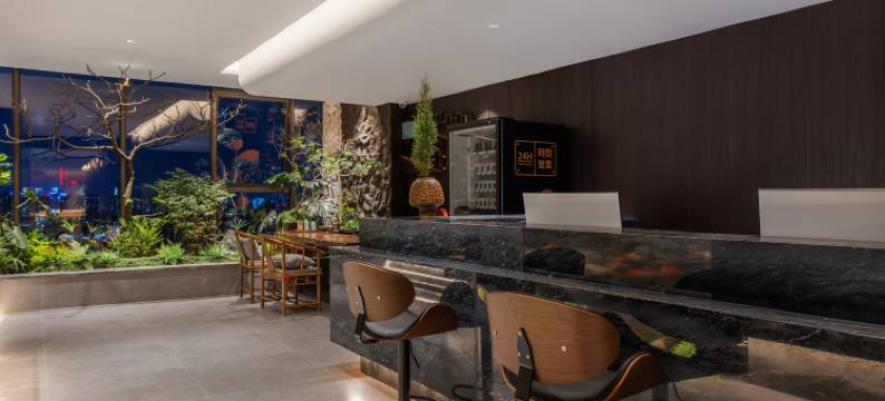 铂豪酒店(贵阳白云北高铁站店)图片