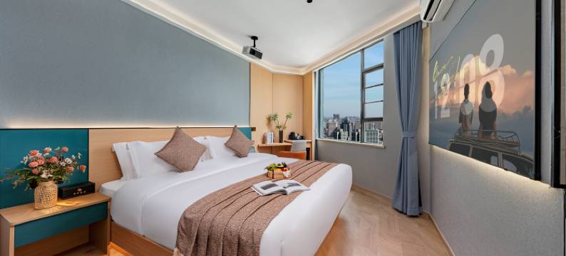 恒邦智慧影视酒店(大理高铁站洱海公园店)图片