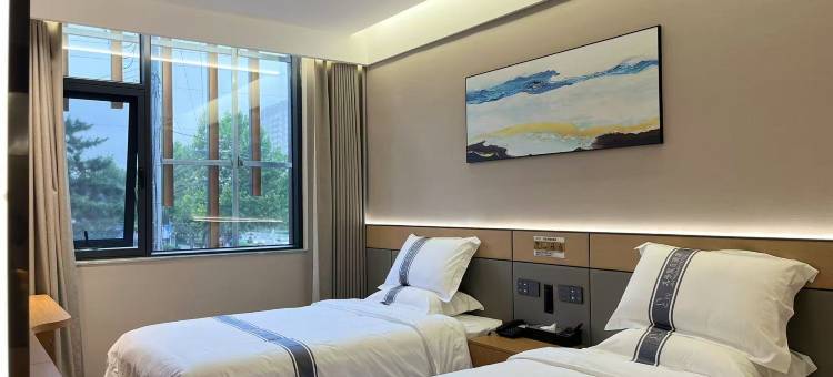 九号假日酒店图片