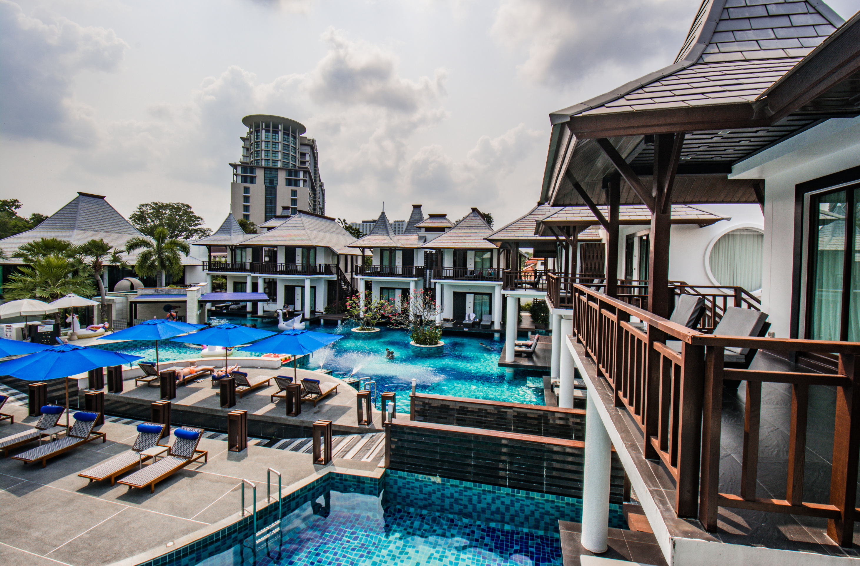 Z Through by the ZignOver view