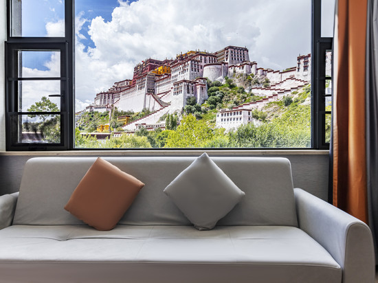 拉萨岷山航空酒店(布达拉宫店)