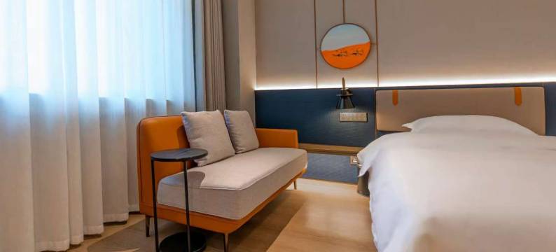 伊犁花城宾馆(六星街店)图片