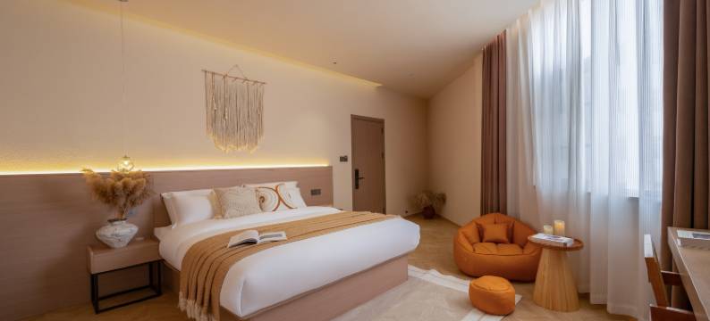 楚雄月沐云玺酒店(彝人古镇店)图片