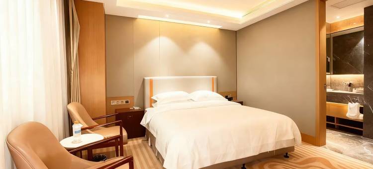 平顶山平安大厦(和平路步行街丹尼斯店)图片