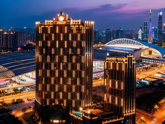 新君悦国际酒店(广州南站锦龙地铁站店)