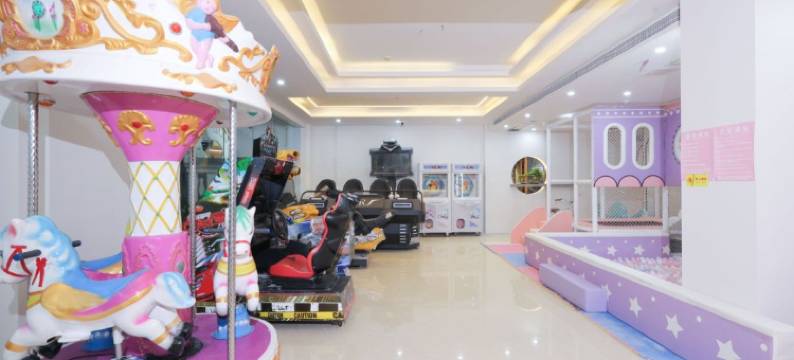 徕加亲子酒店(景洪告庄星光夜市店)图片