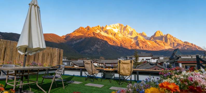 云在南端・雪域云端・茶文化|日照金山|360°观景别院(白沙古镇店)图片