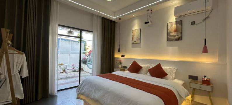 三亚鹿尚云畔民宿(三亚湾凤凰国际机场店)图片