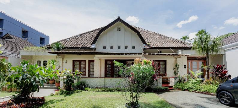 乌尔班维尤鲁玛艾博达哥万隆(Urbanview Rumah Ebo Dago Bandung)图片