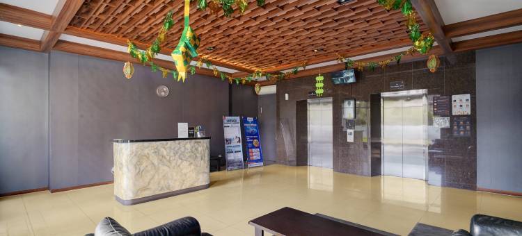 Collection O near Stadion Utama Gelora Bung Karno formerly The Archies图片