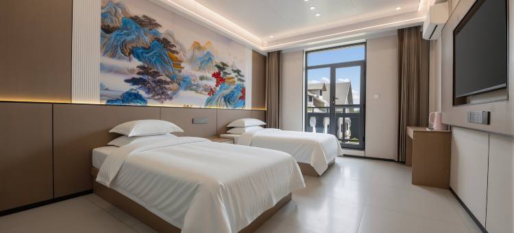 如家up华驿智旅酒店(长白山西景区集散中心店)图片