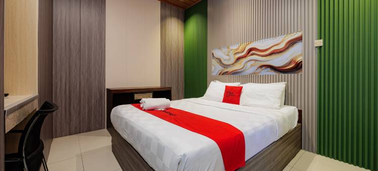 红多兹酒店-近茂物出口(RedDoorz near Exit Toll Bogor)图片