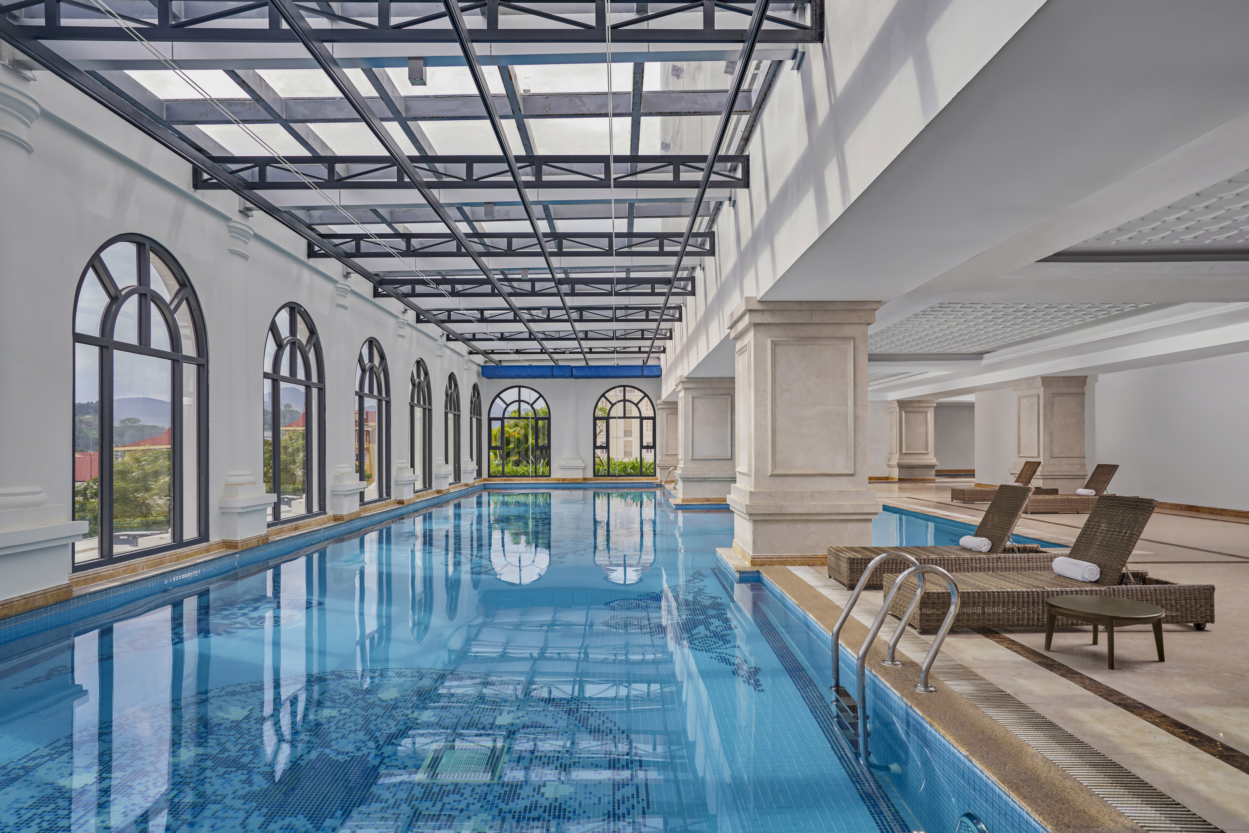 Four Points By Sheraton Lang SonOver view