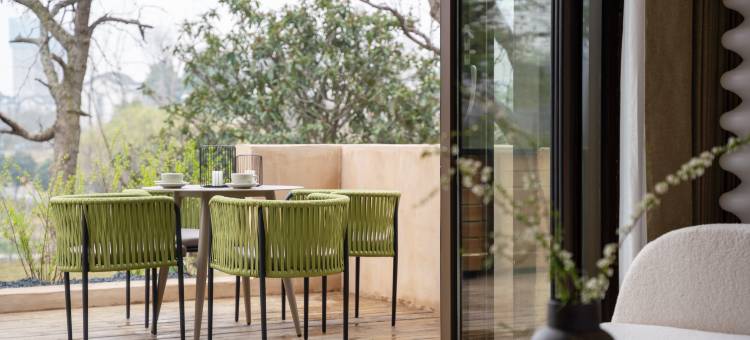 岳阳K度假酒店(洞庭湖中华熊猫苑店)图片