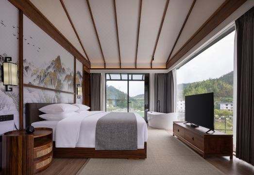 Guidong 13 Homestay Hotel Overview