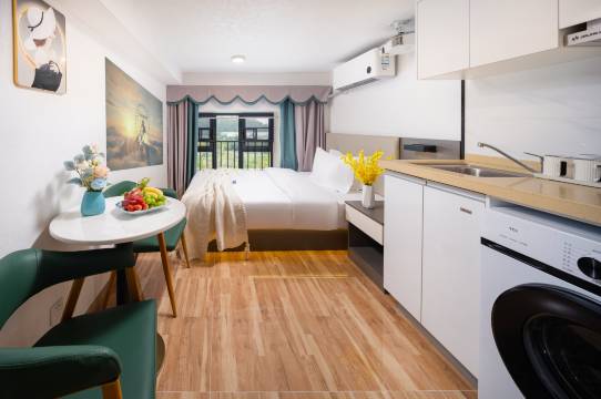 清风艺宿(佛罗伦萨小镇店)