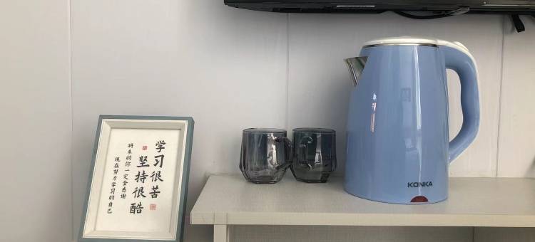 十八站清橙假日酒店图片