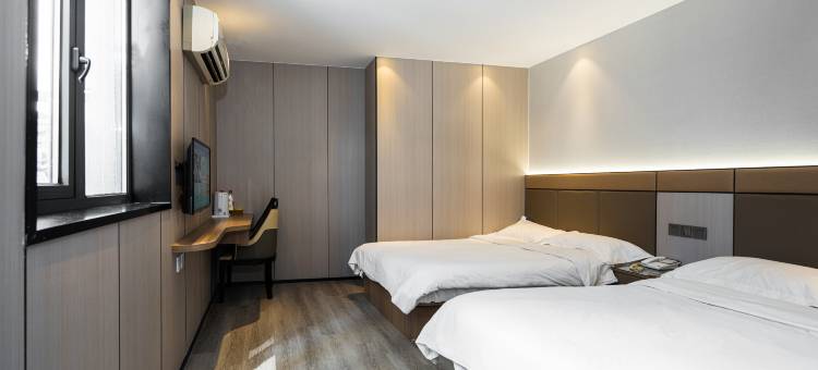 派酒店(南京迈皋桥地铁站店)图片