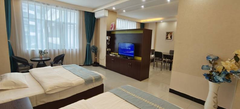 弥勒湖瑞酒店(湖泉生态园店)图片