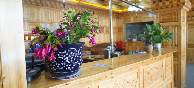 黑水古格彩林驿站图片