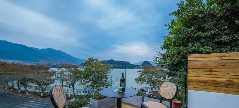 予·六月民宿图片