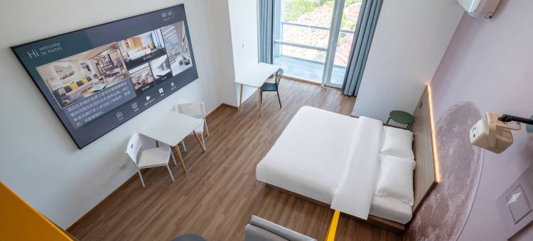 筑悦家LOFT酒店(大学城安泰国际广场店)图片