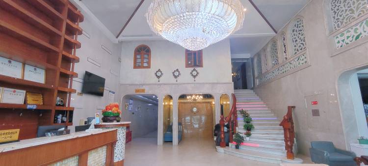 重庆雅阁主题酒店(梁平高铁南站店)图片