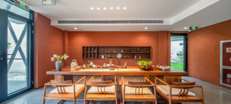 龙吟古树茶宿图片