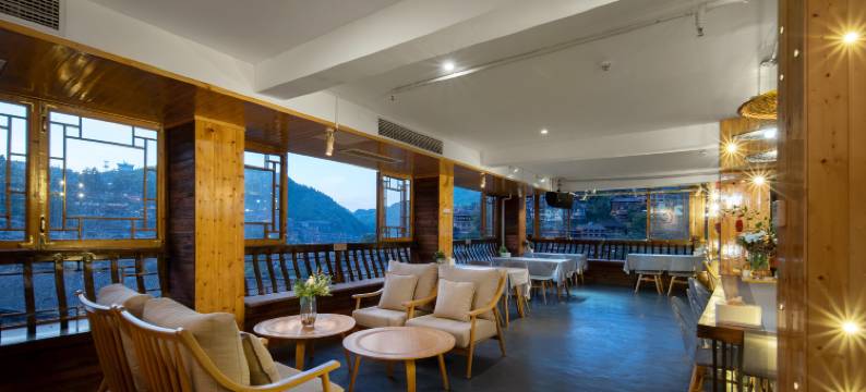 闲心·半山星宿轻奢全景美墅(西江一号风雨桥观景台店)图片
