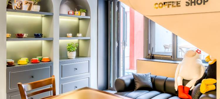 花筑·37housecoffee民宿(哈尔滨哈药六版画博物馆店)图片