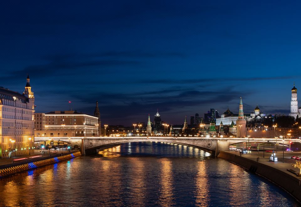 Baltschug Kempinski Moscow Hotel Overview