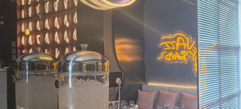 漫曲酒店(深圳蛇口海上世界地铁站店)图片