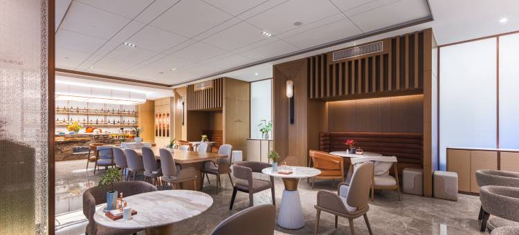 武汉江汉路步行街黎黄陂路美仑酒店图片