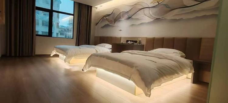 云端智慧酒店(贞丰店)图片