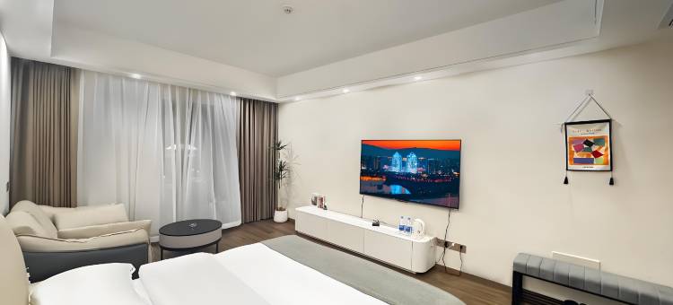 傣乐江居(西双版纳景洪江边夜市泼水广场店)图片