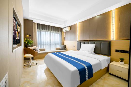 昆明天云精选酒店(西城时代店)