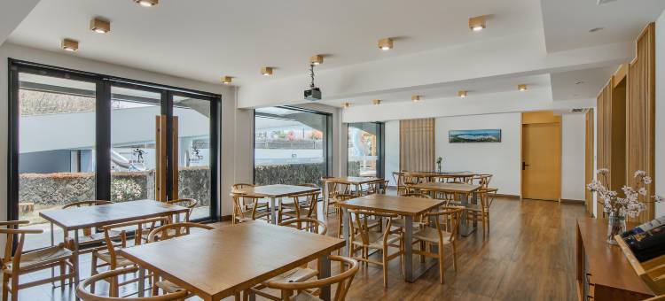 下岩贝东眉悦居·柒月云宿图片